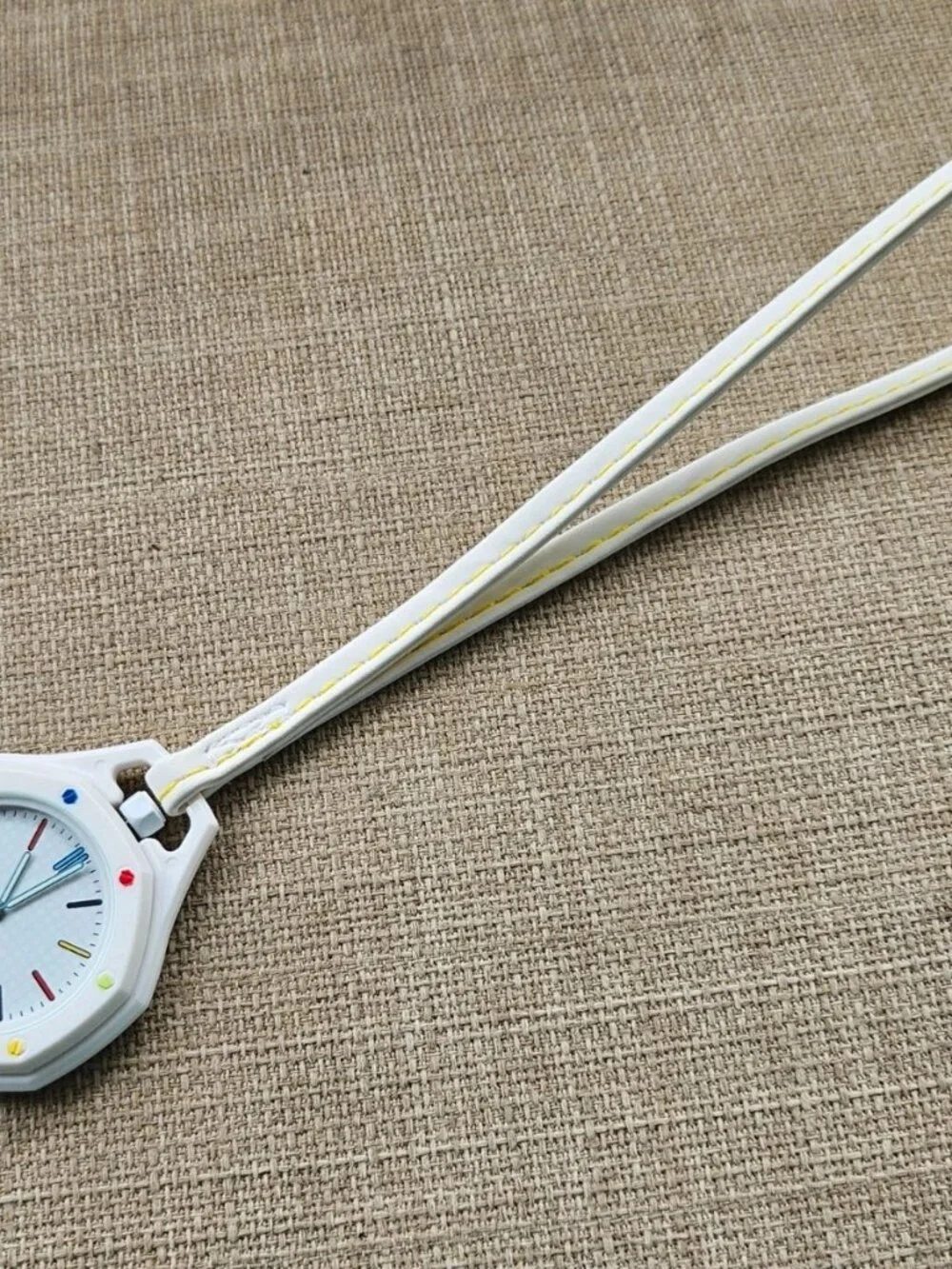 Fashion Hand Watch White Pocket Watch Quartz Analog Watch W/ Box Unbranded
